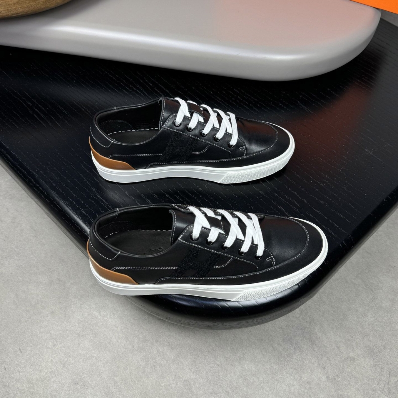H**mes sneakers